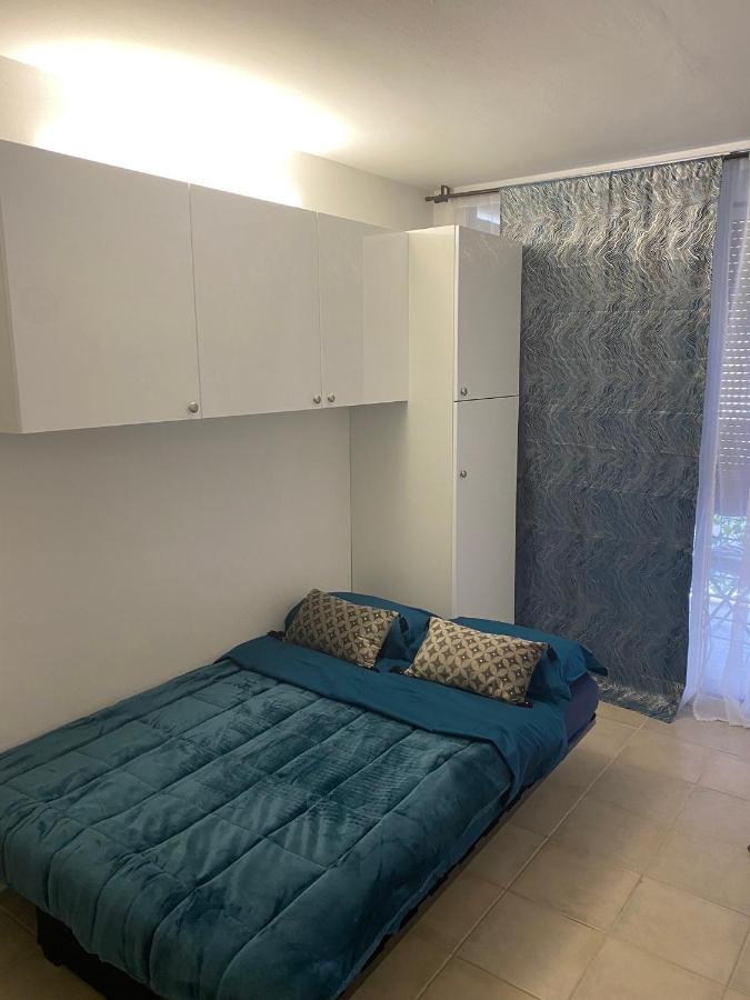 Joli Studio Neuf Av Terrasse A 50 M De La Mer Et Gare 로퀴에브륀캡마르탱 외부 사진
